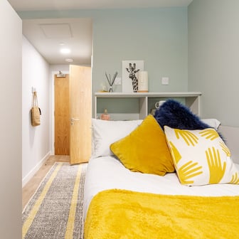 Copper En Suite - Image 1
